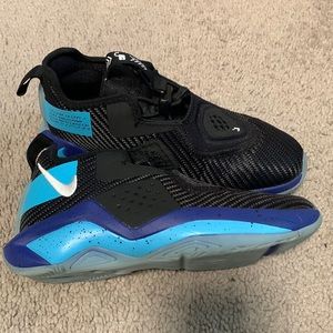 Nike 3Y LeBron Soldier